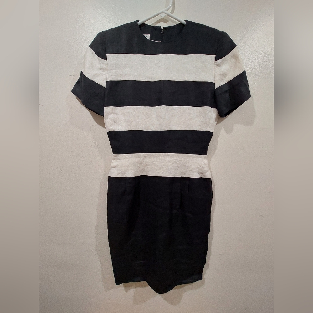 Seaasi Dress